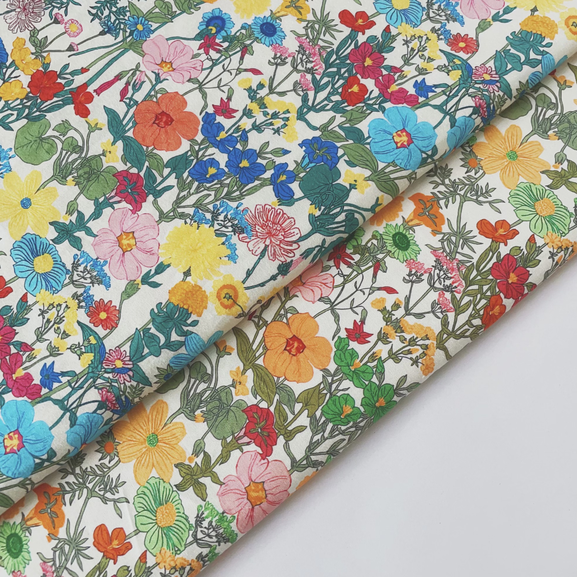 Is Sewing A Textile Craft - Vintage Floral Printed Cotton Fabric Soft