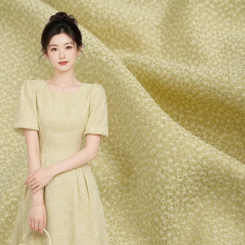 Drapey Beige Tiny Grain Textur – обзор и цена Sewing Fabric
