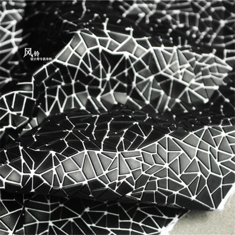 PU Fabric Black Irregular Shap – обзор и цена Sewing Textile Art