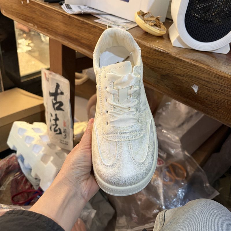 German Trainer Sneakers Women  – обзор и цена Sewing Latex